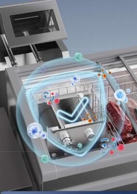 Máy xay thịt đa năng tích hợp chức năng thái lát thịt là một thiết bị vô cùng tiện ích trong nhà bếp, giúp tiết kiệm thời gian và công sức cho việc chế biến món ăn.